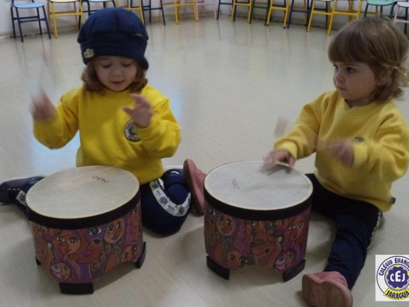 Música no Infantil II A e B