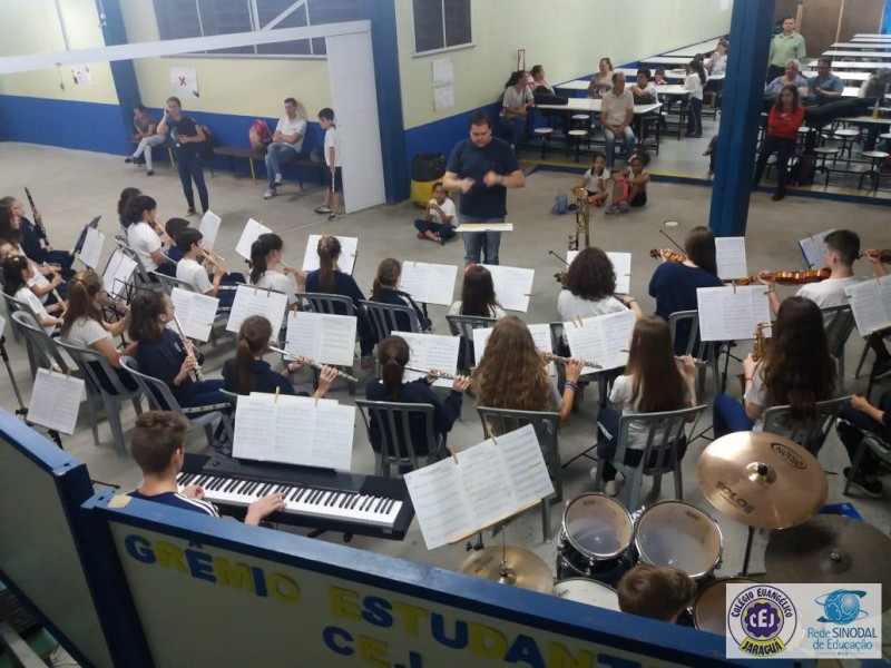Ensaio aberto da Orquestra Jovem CEJ