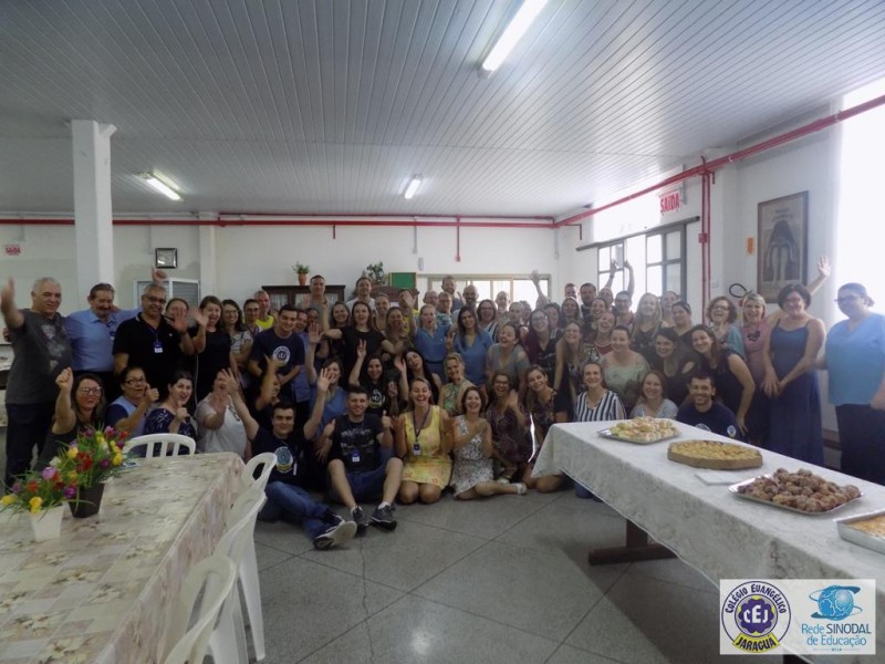 Reunião de encerramento de ano letivo.