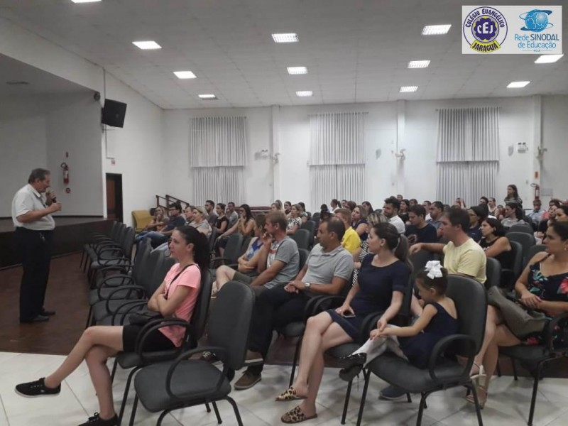 Reunião de pais de alunos novos!