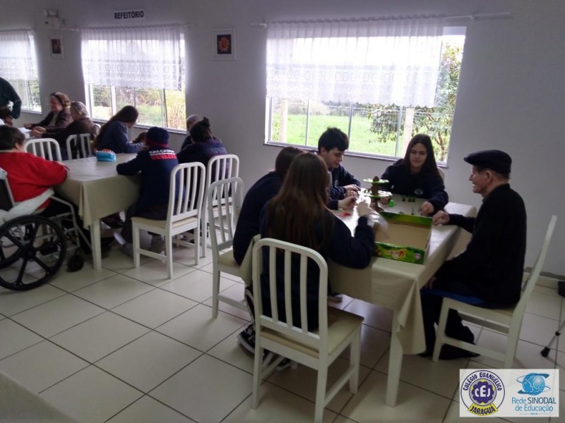 Visita ao Lar Recanto do Sossego