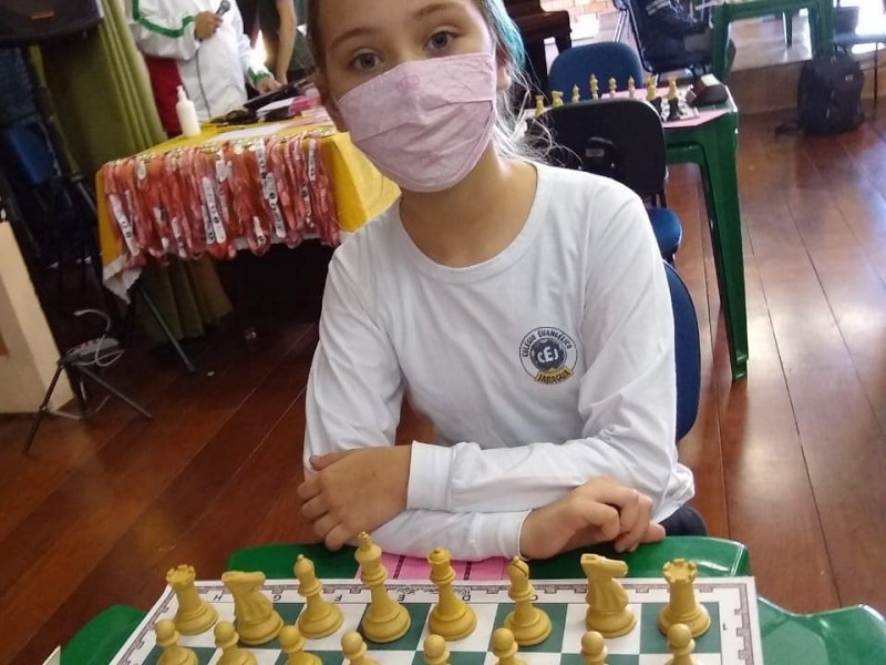 Nicole Nunes Conquista Título em Competição Nacional