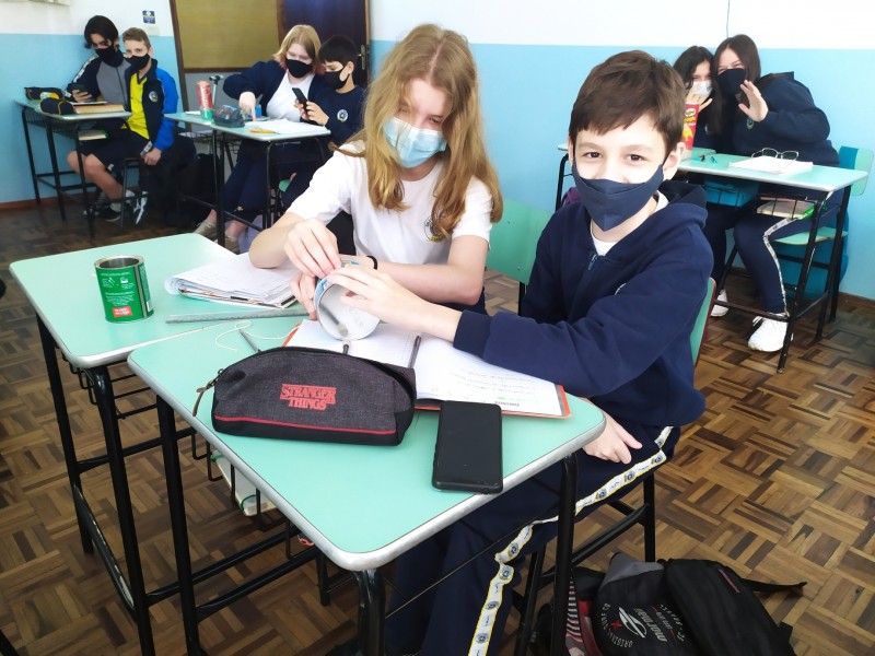 Relação entre o comprimento e a medida do diâmetro de uma circunferência