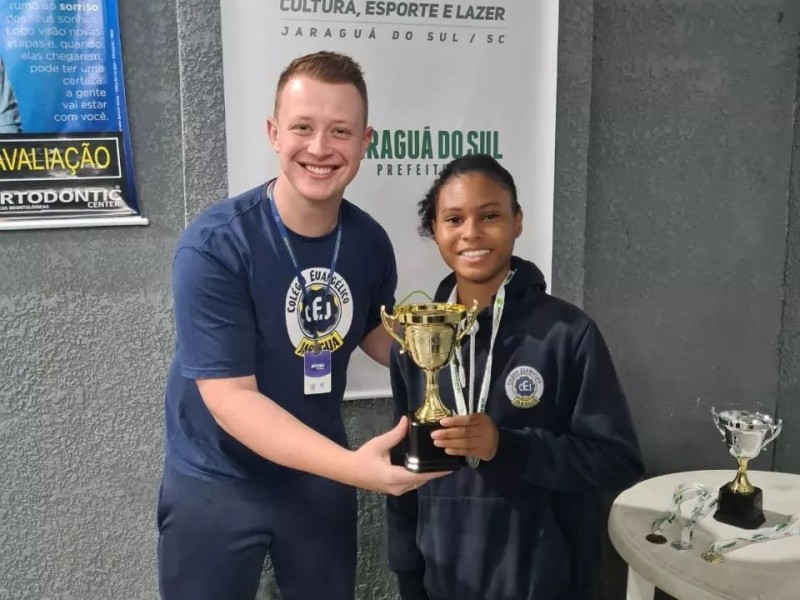 Conquistas do Colégio Evangélico Jaraguá no Tênis de Mesa do JESC