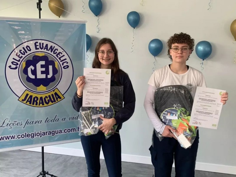 Cozinhar é divertido para muitas crianças e jovens