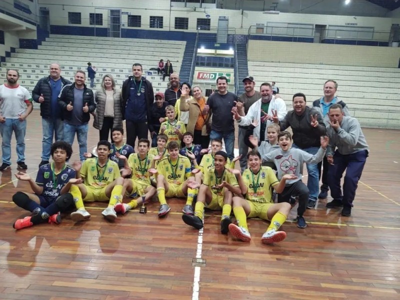 CEEJ FUTSAL/ SECEL é campeão da COPA A GAZETA SUB-14