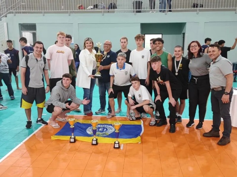 Colégio Evangélico Jaraguá é Tricampeão Geral dos Jogos Escolares de 15 a 17 anos JESC.