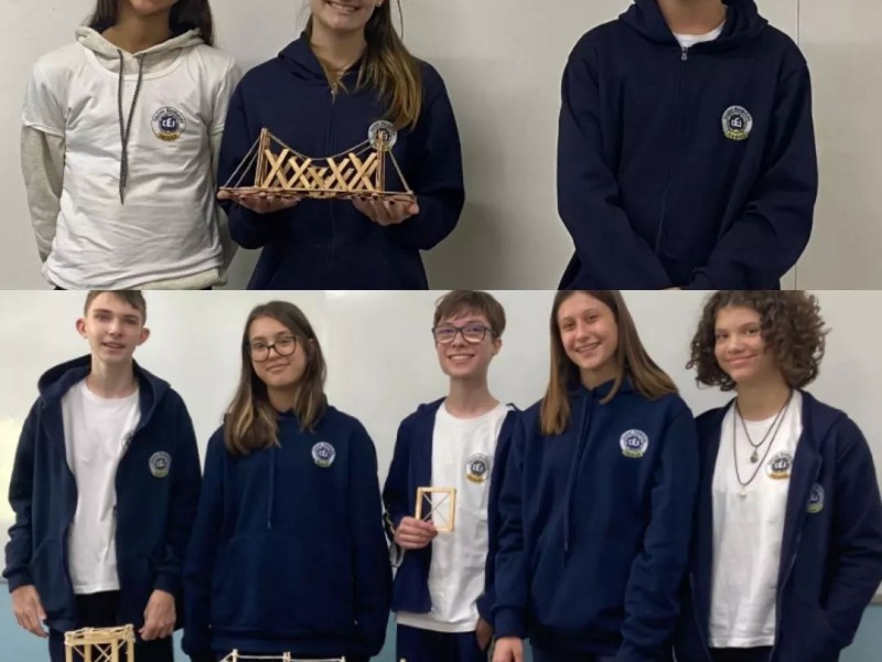 As turmas dos 8os anos desenvolveram nas aulas de Matemática o projeto "Triângulos em Construções"