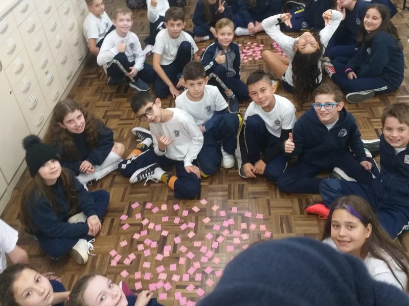 O Sistema Anglo de Ensino sugere e a gente aplica e amplia🤩